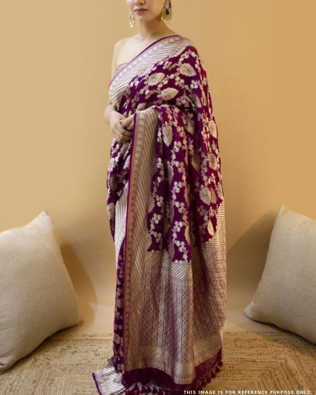 GLORY Purple Stylish Saree With Attached Blouse