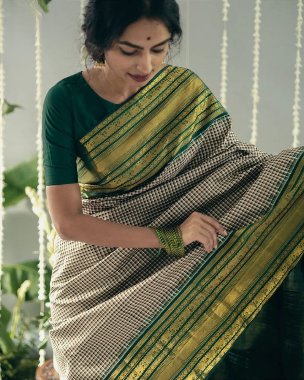 Jeel Green Banarasi Silk Saree