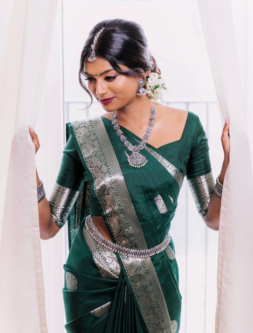 Sumanya Dark Green Kanchipuram Saree