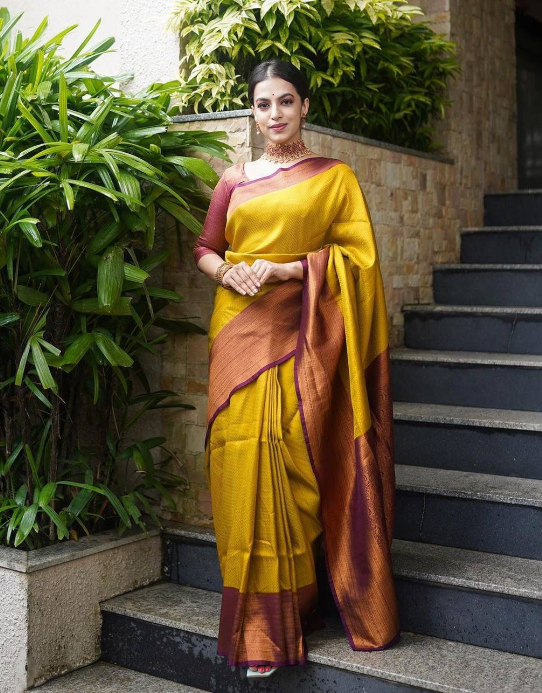 Yellow Maroon Traditional Soft Silk Saree With Attached Blouse