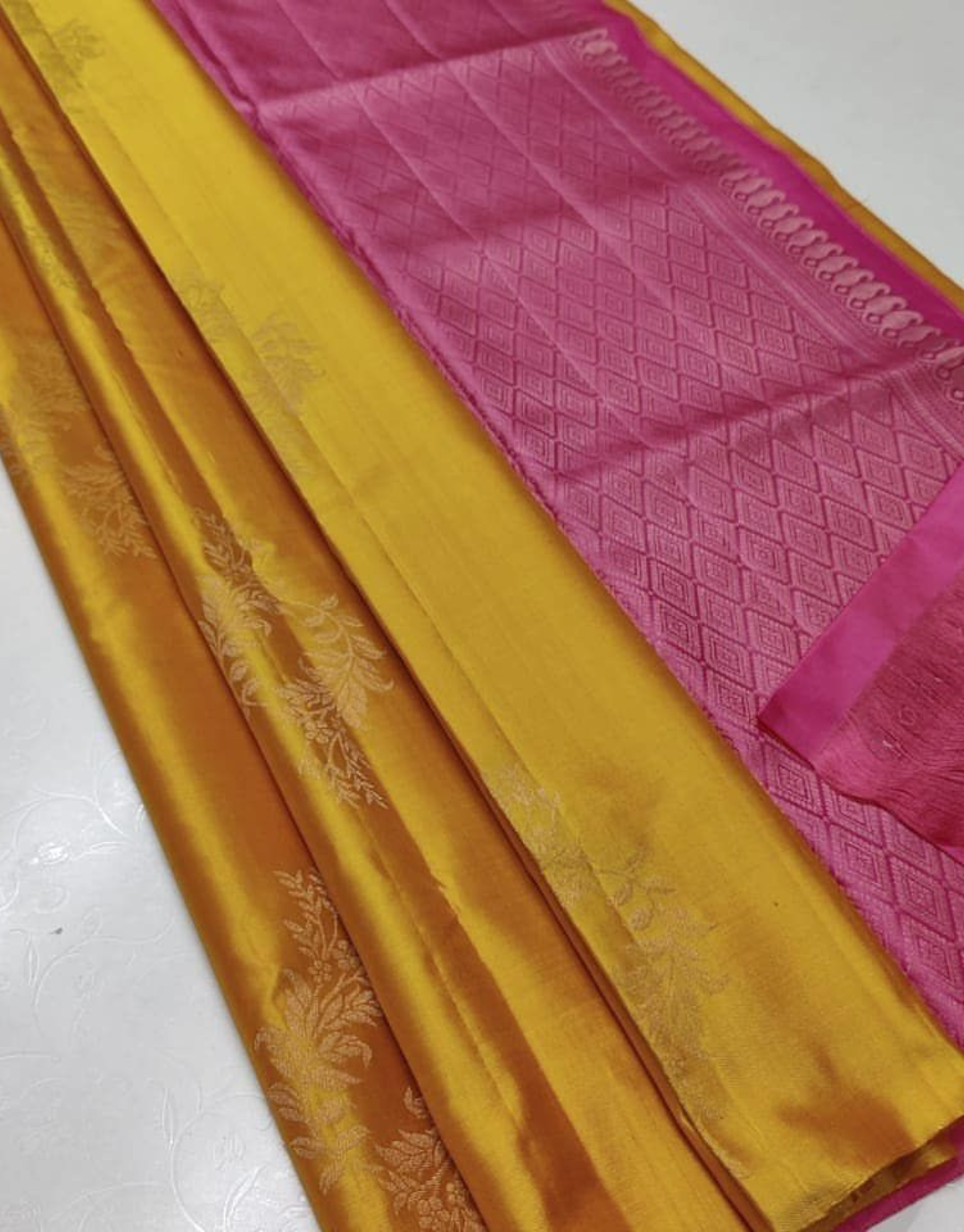 1427/Hetal Musted Yellow-Pink/K1