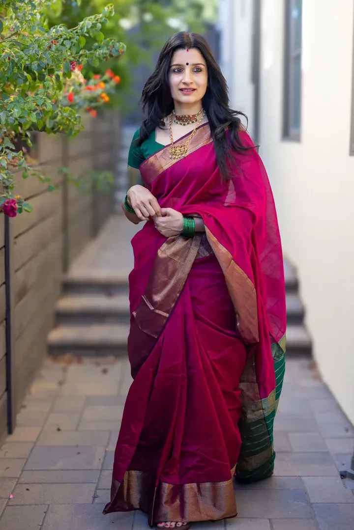 Feminine Pink Green Smooth Silk Saree With Alluring Blouse Piece