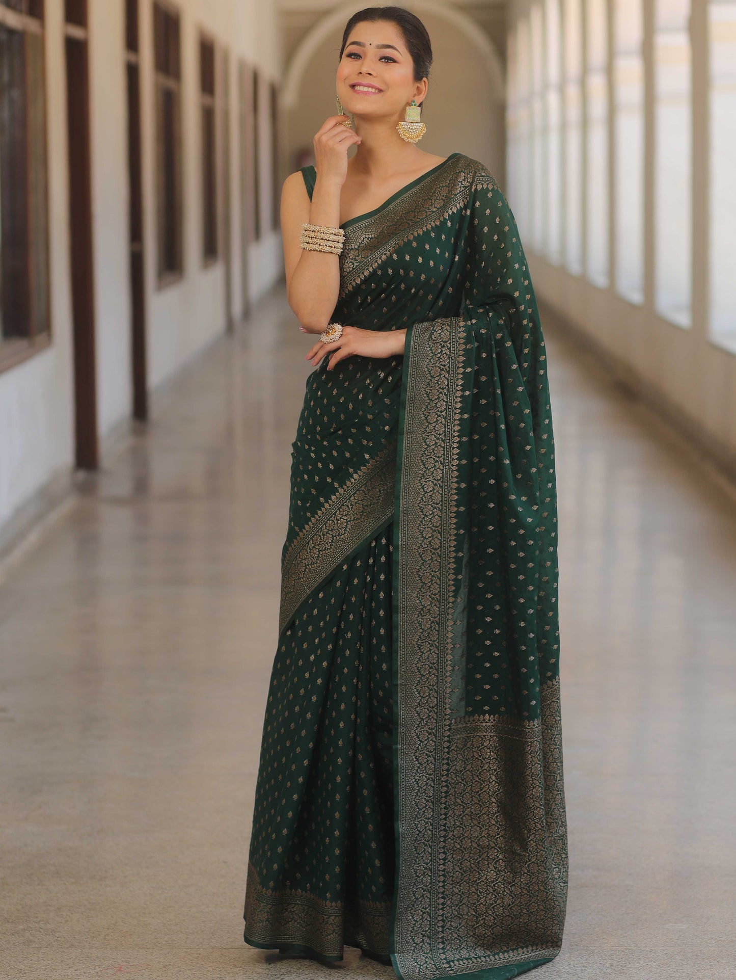 Knyaa's Green Banarasi SIlk Saree With Nouveau Attached Blouse