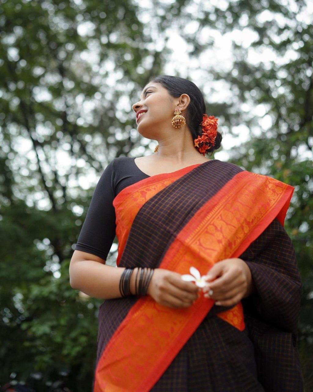 Richa Black-Red Soft Banarasi Silk Saree With Mesmorising Blouse