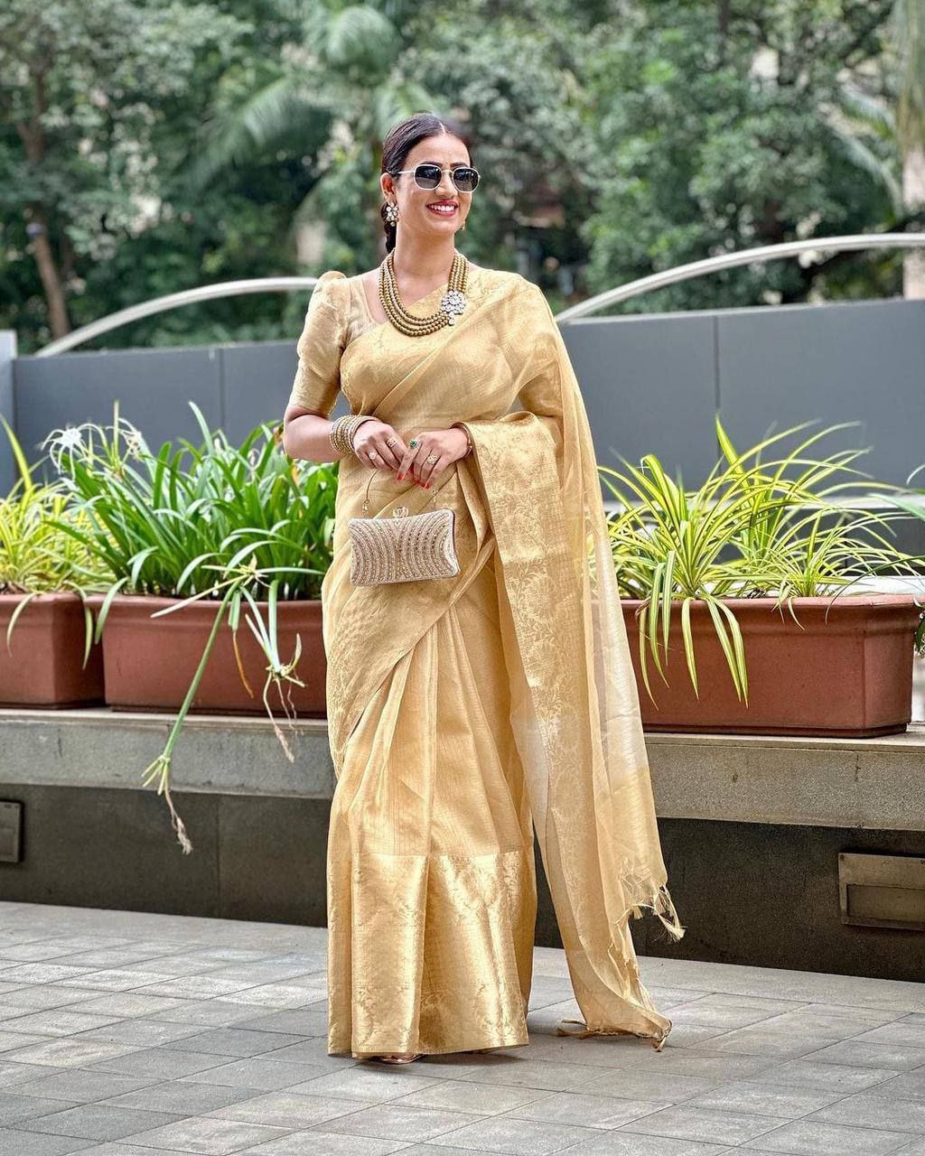 Aaradhya – Kanchi Border Copper Tissue Silk Saree