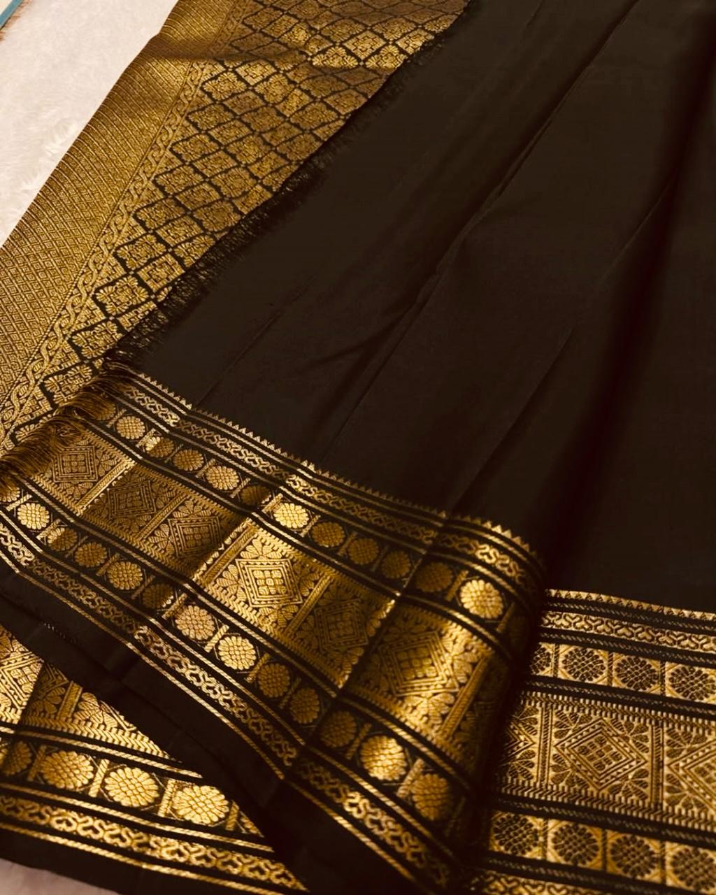 Aaravi – Black & Gold Banarasi Soft Silk Saree