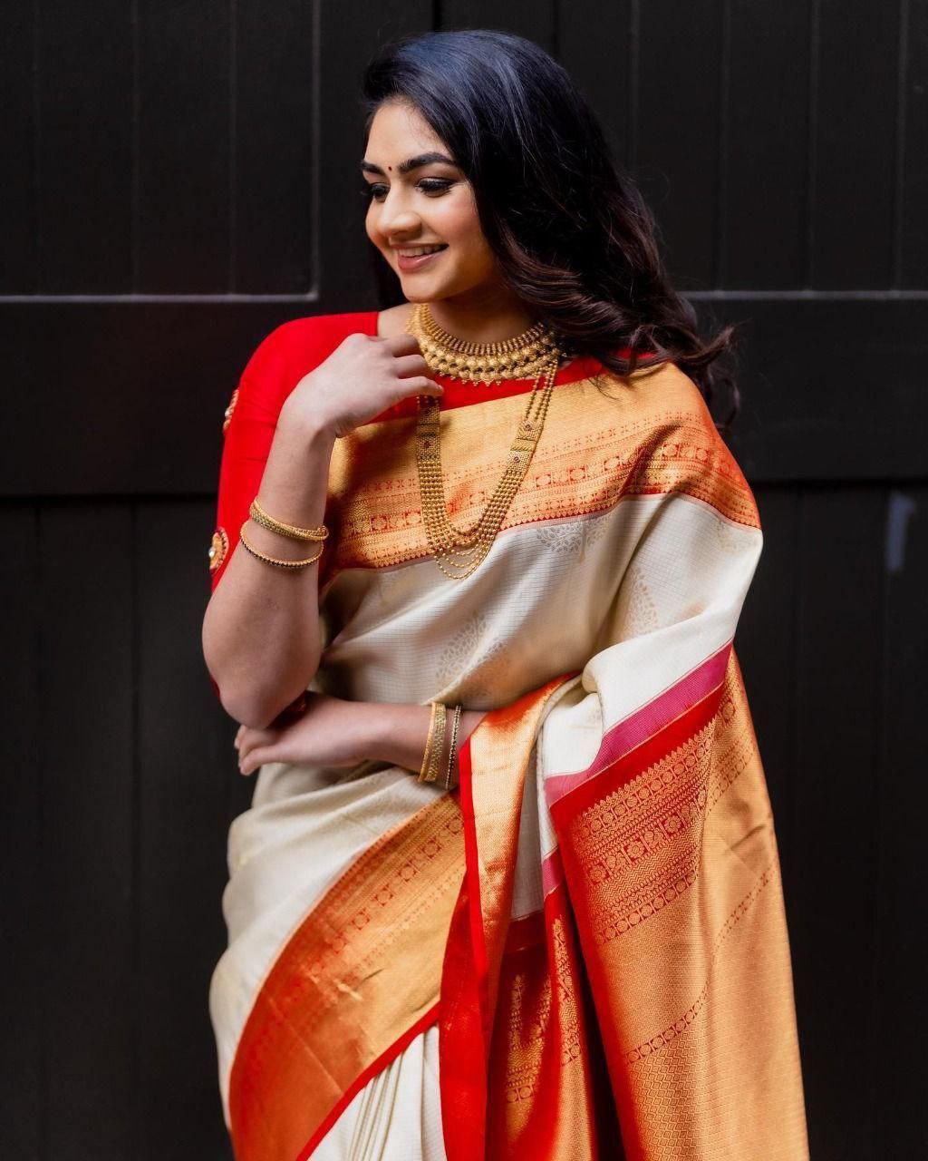 Royal Radiance – Soft Lichi Silk Saree