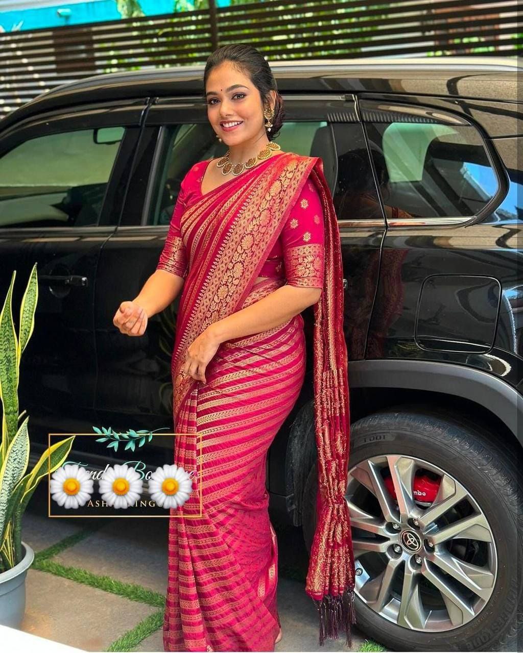Saanvi – Regal Red Jacquard Silk Saree