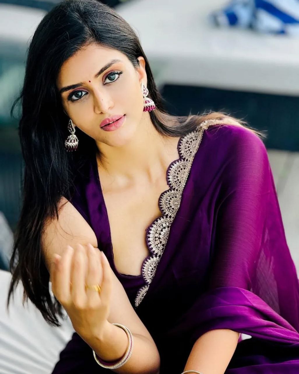 Elysian Elegance – Jimmy Choo Fabric Saree