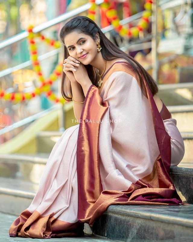 Valmika Beige Blossom Kanjivaram Silk Drape with Unique Blouse Piece