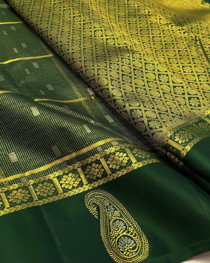 Tanvika - Emerald Green Kanjivaram Saree