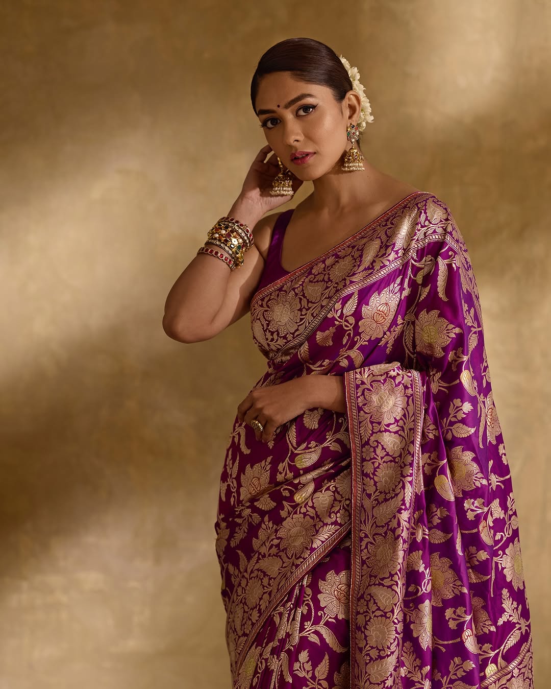 Twilight Glow Banarasi Silk Saree in Royal Purple
