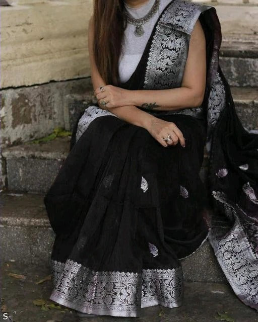 Siddhi Black Soft Silk Saree With Attractive Blouse Piece
