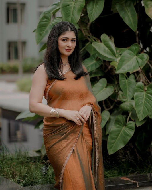 Ishita – Golden Tissue Handwork Saree